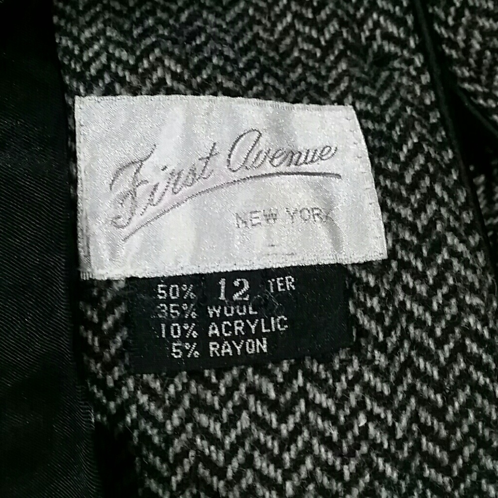Vintage First Avenue New York Blazer - Picture 3 of 8